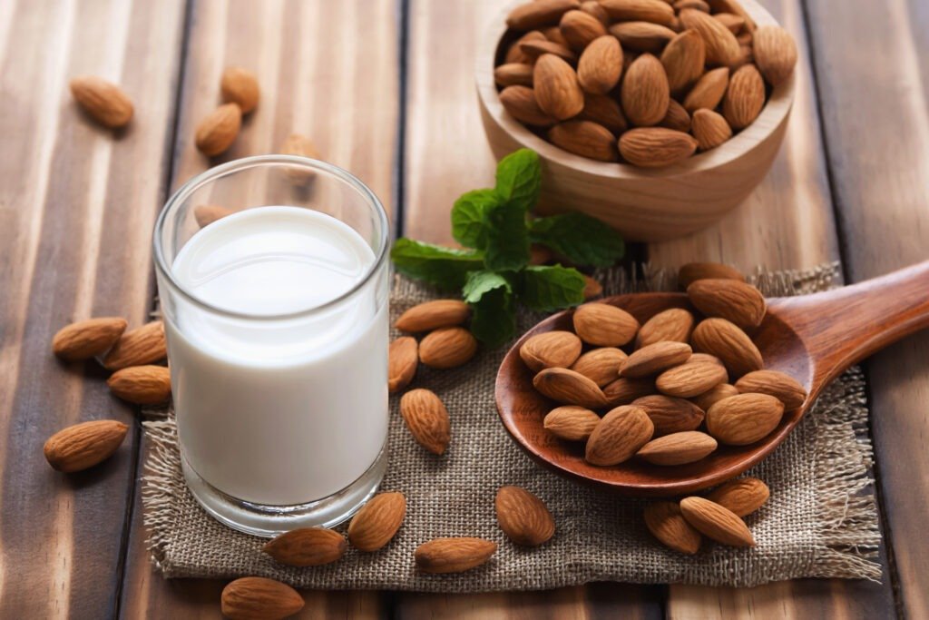 Benefits of almond :10 Reasons to Eat Before Breakfast